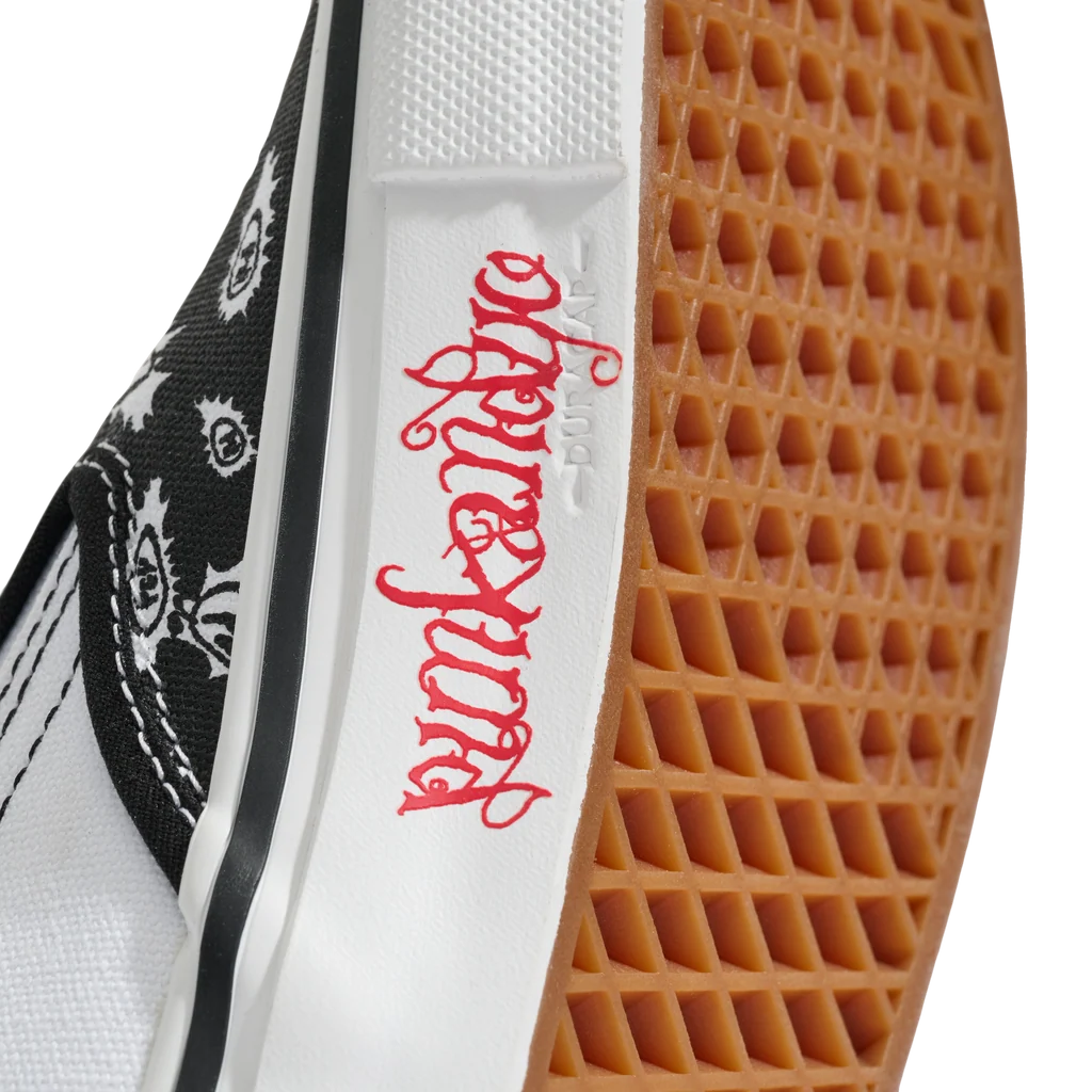 PUNKANDYO Skate Slip-On